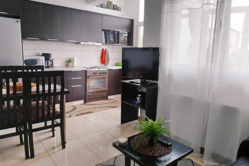 Iris Room Метаморфоси Экстерьер фото